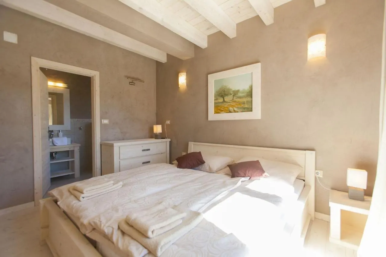 Bianca Pula Villa