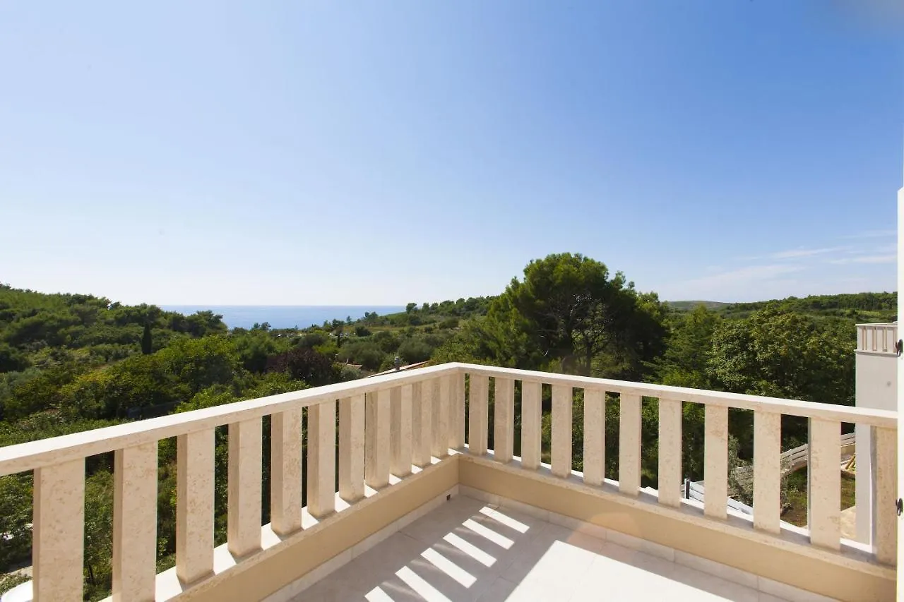 Bianca Pula Villa